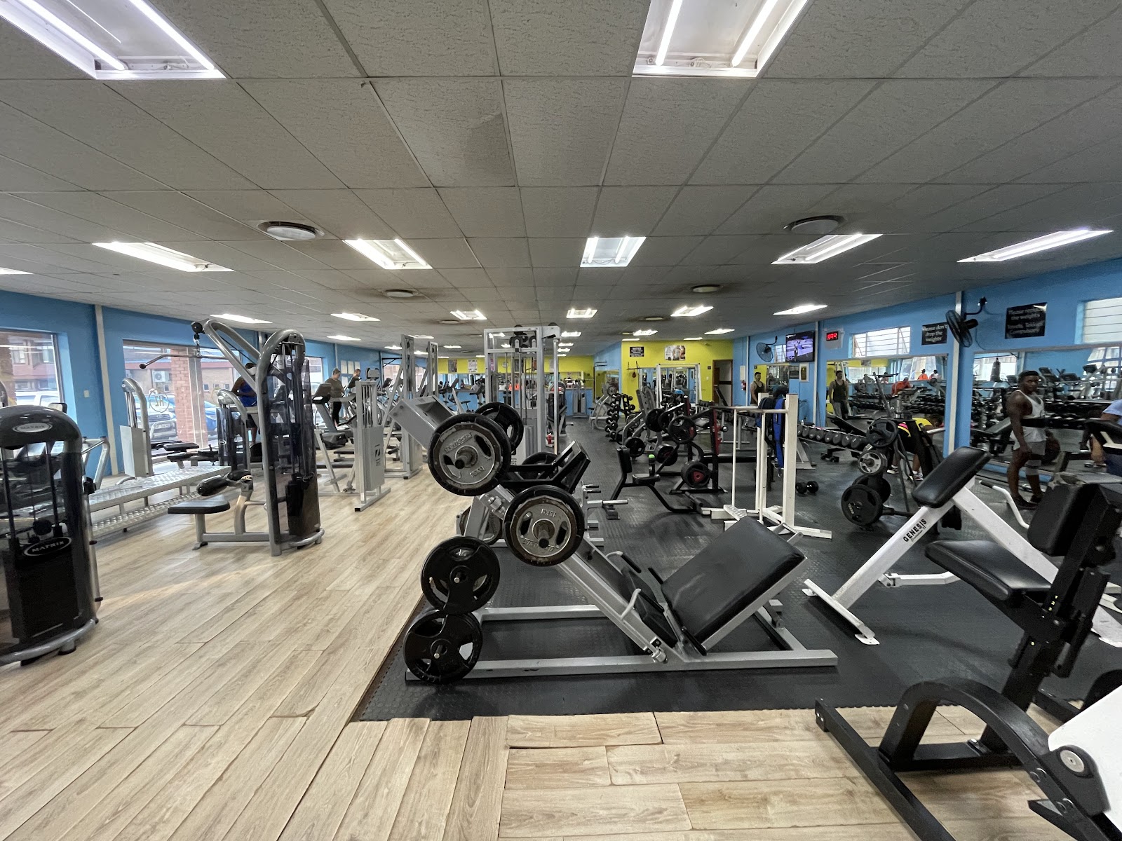 Healthzone Gym showcase 1
